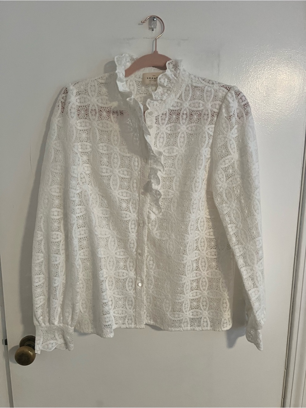 Sezane White/Cream Lace Ruffle-Trim Pearl Button Front Top